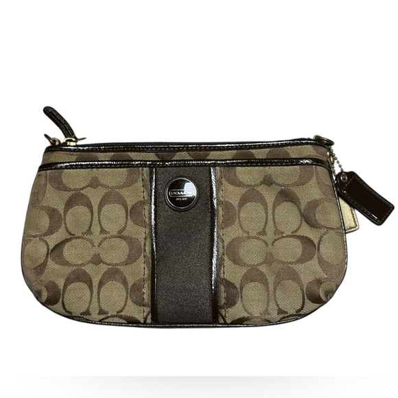 Coach Signature Brown min clutch w Coin Charm – Seen Some Things, Still a Babe - Picture 1 of 4